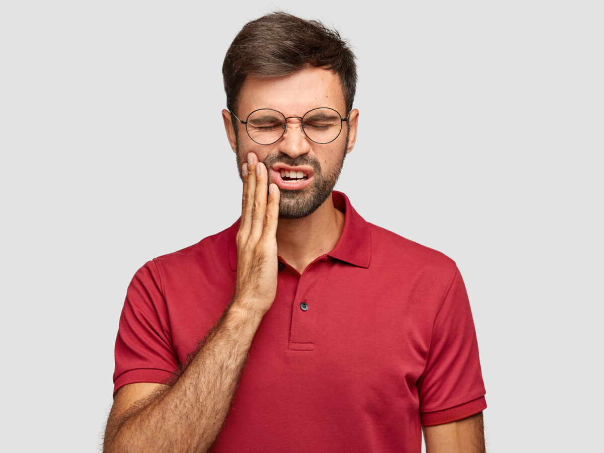 Is dental crown painful?