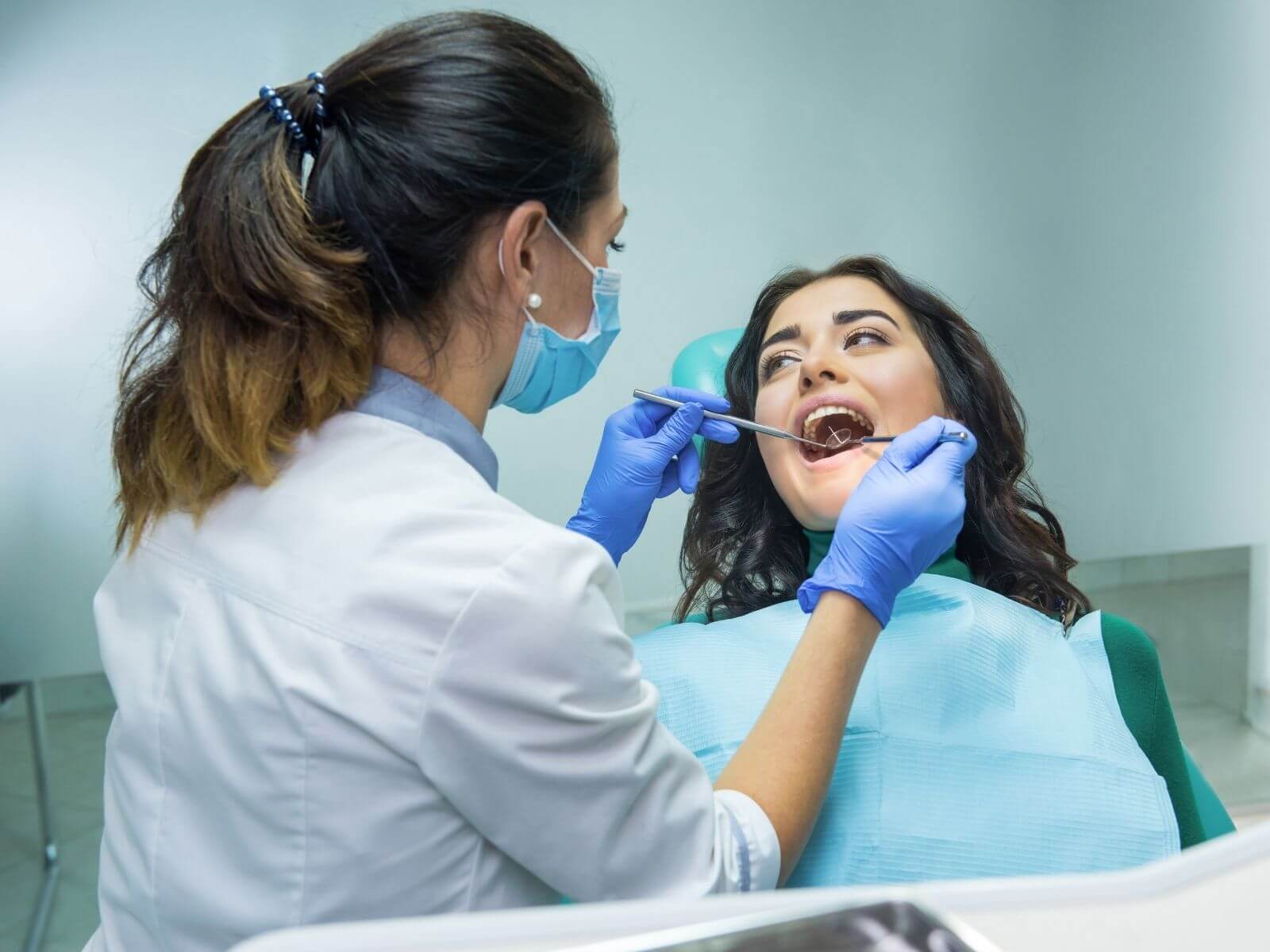 Signs Your Child Should See An Emergency Dentist